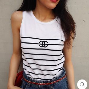 ❌SOLD❌ CHANEL Vintage 1995 CC Logo Sleeveless Top Striped Black FR40 M Authentic